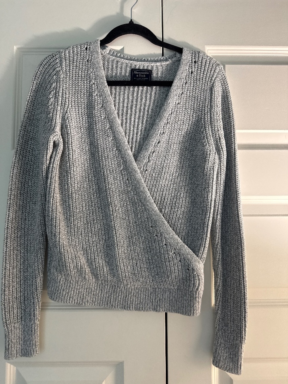 Abercrombie gray sweater